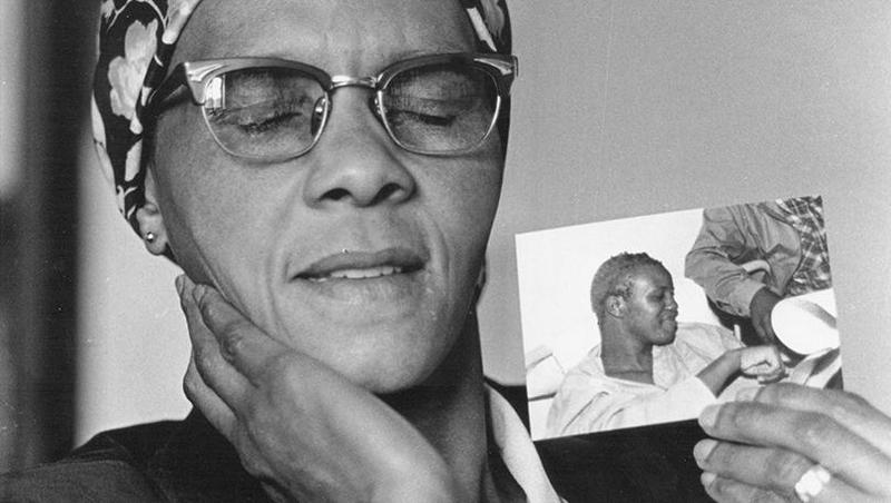 Between Joyce and Remembrance