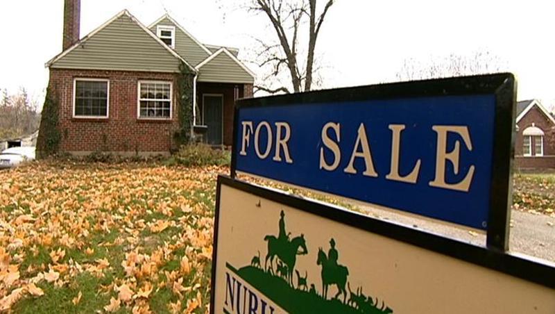 The New Metropolis - Cracks in the Pavement