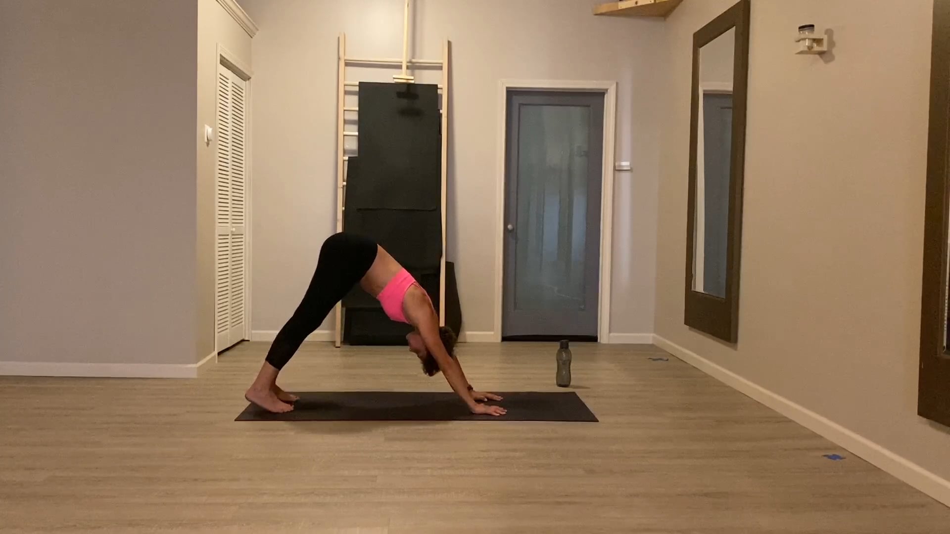 Vinyasa | Laura 