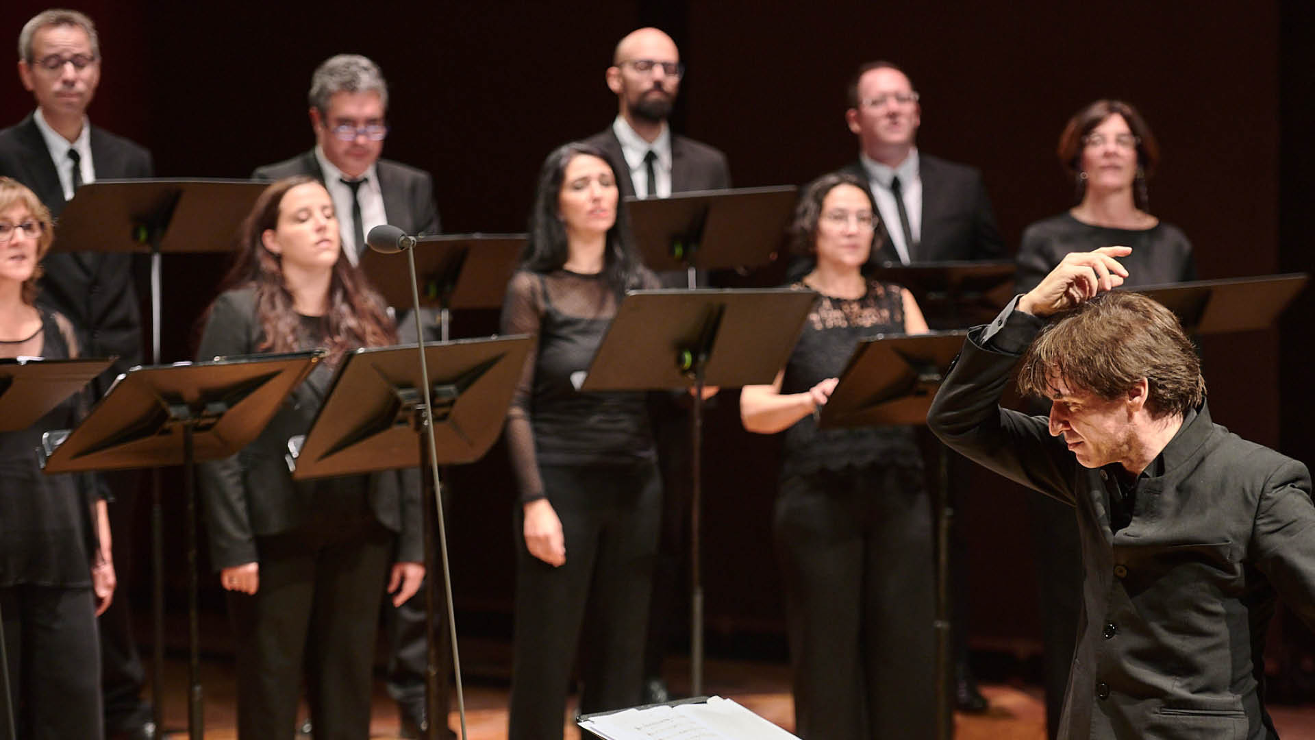 Un cant a la natura. Un crit de la terra. 