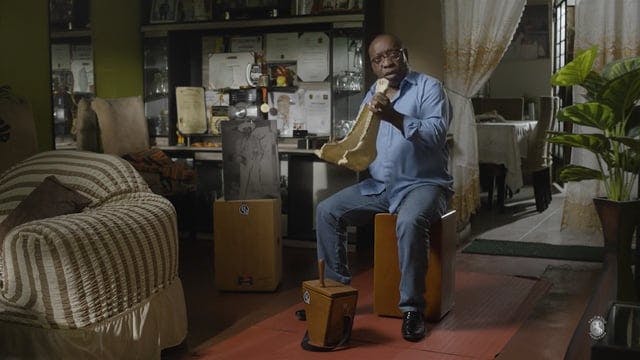 Extra-Huevito - in his own words - en sus propias palabras