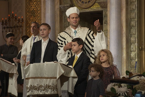 Cantor Schwartz Sings Mi Shebeirach