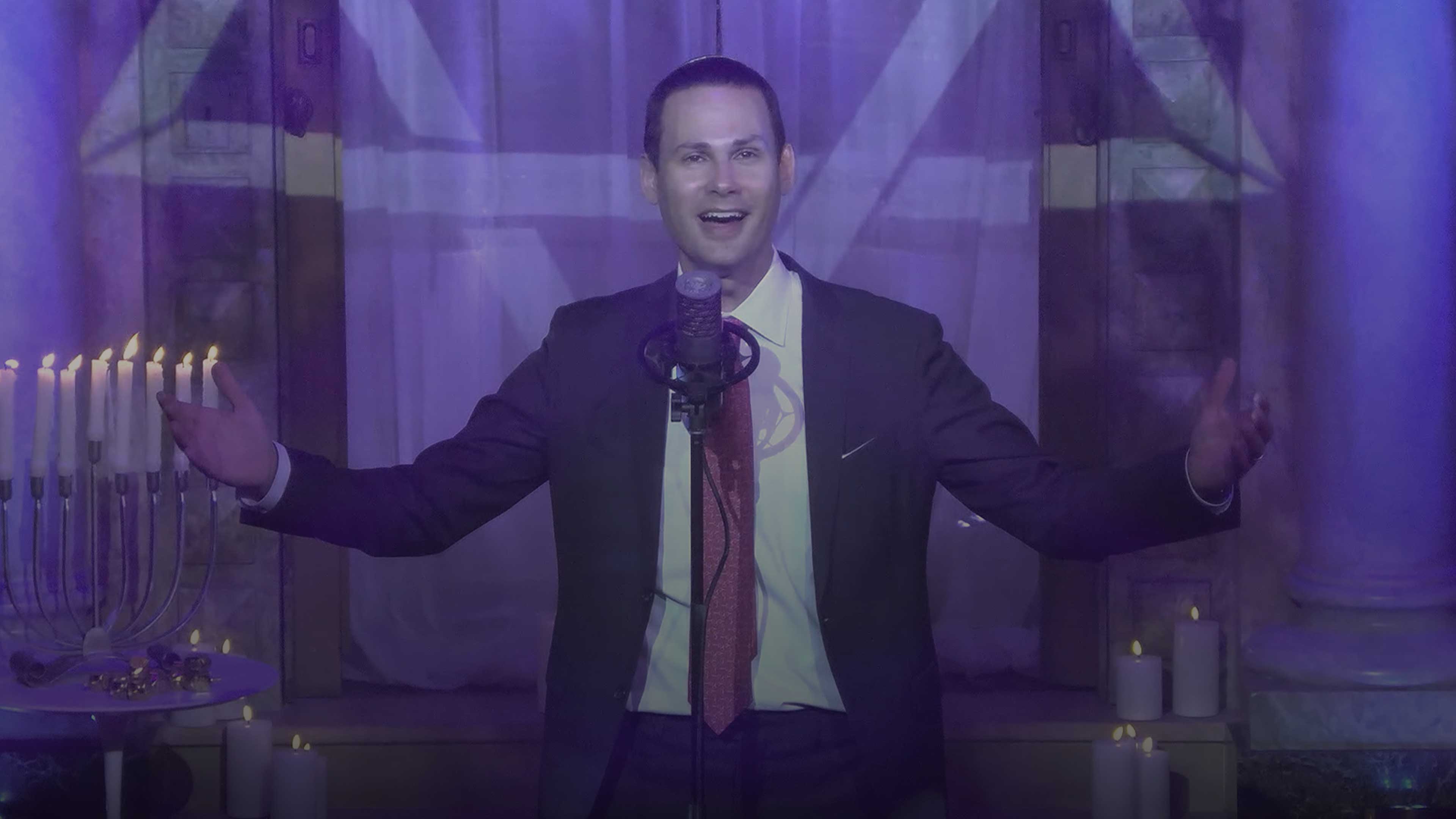 Cantor Schwartz Sings Nadlik Beyahad Ner (“Light a Candle”)