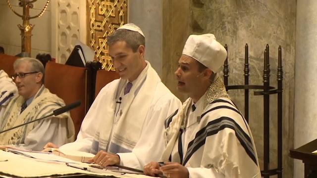 Hasidic Kaddish - Cantor Azi Schwartz at Park Avenue Synagogue, 2014