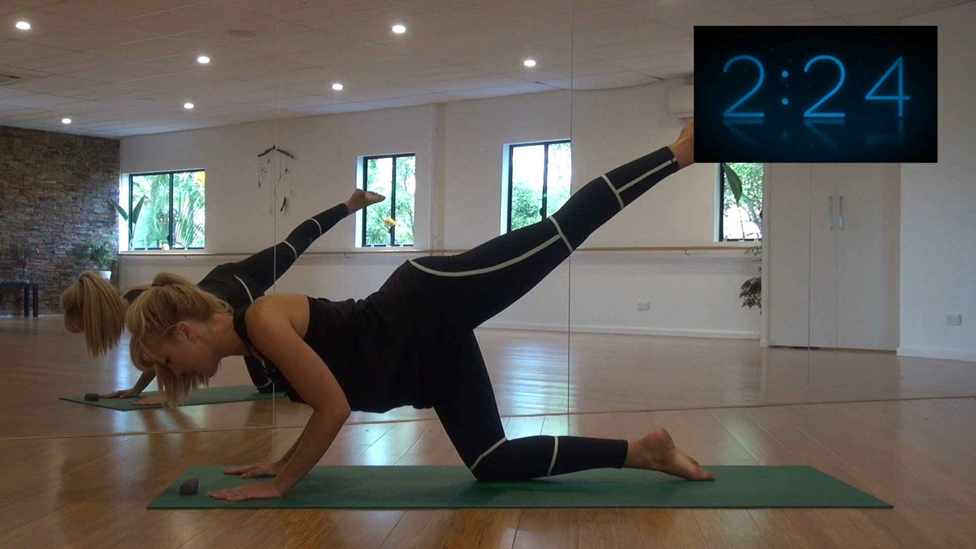 Fit In : 15 Upper Body Workout