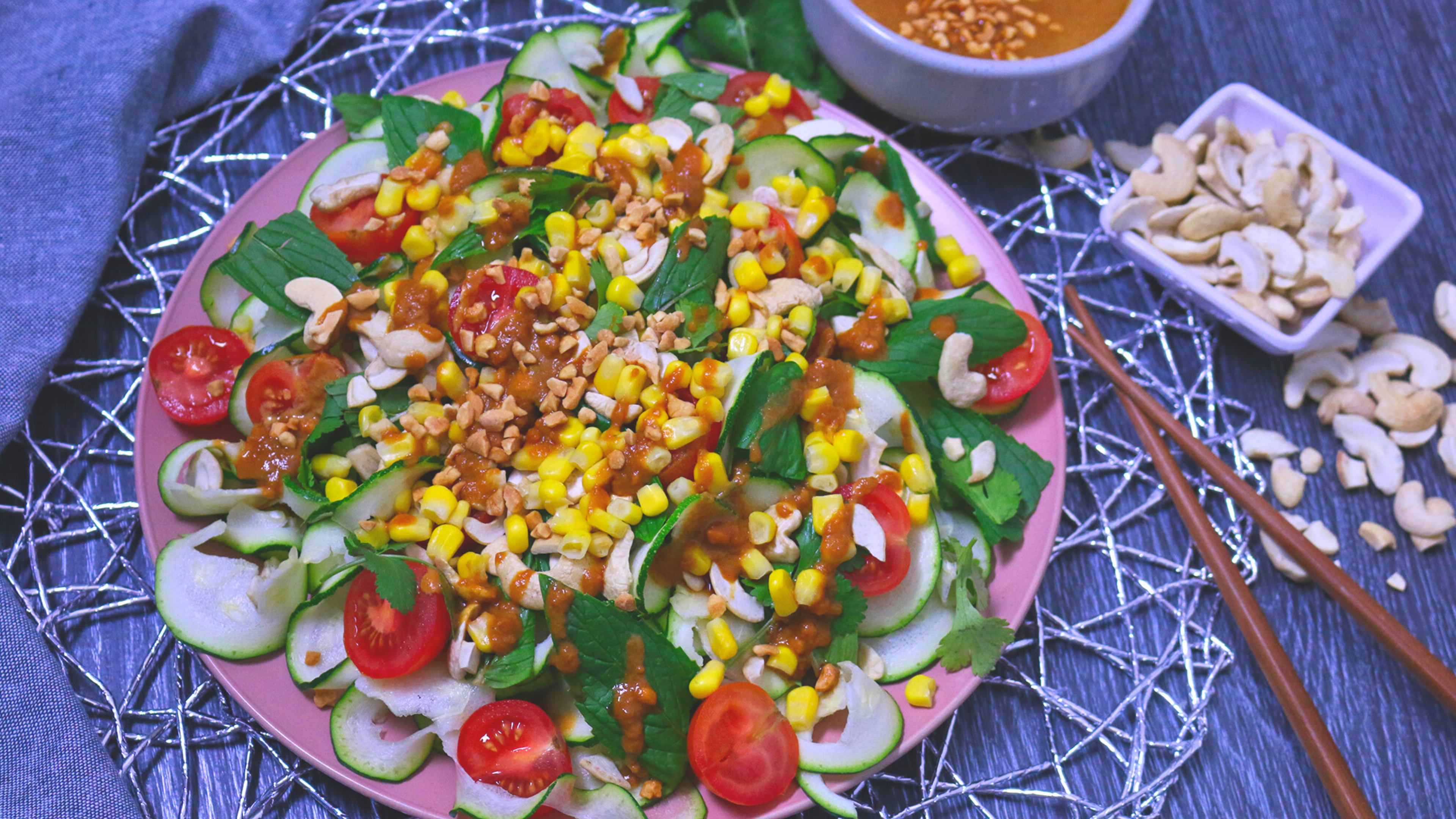 Corn Salad With Zucchini Noodles