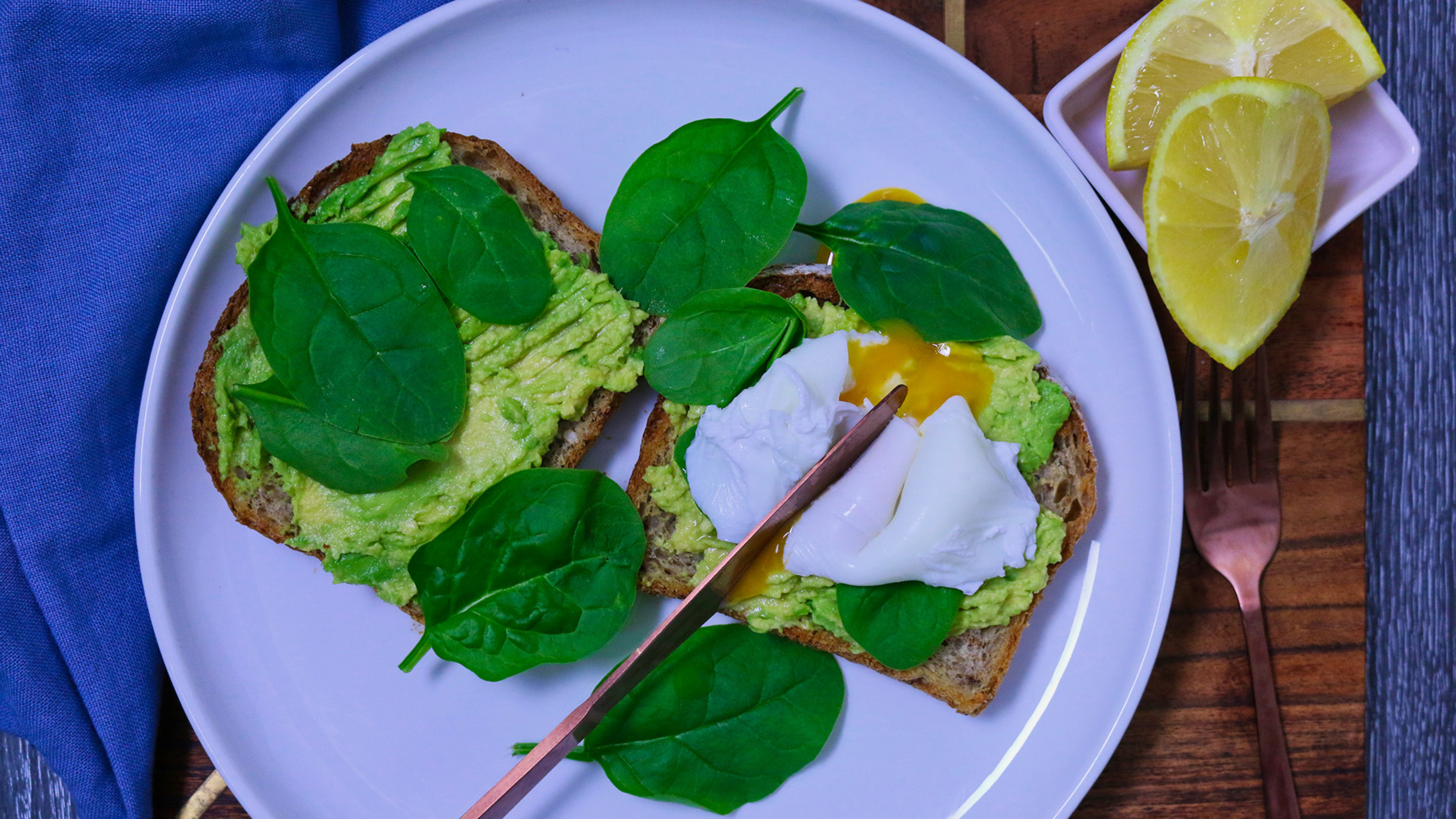 Avo Smash With Poached Egg