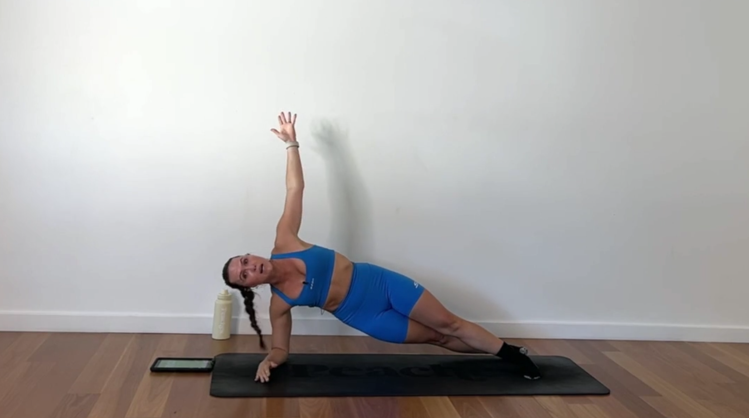 10 Minute Sweat Out With Laura