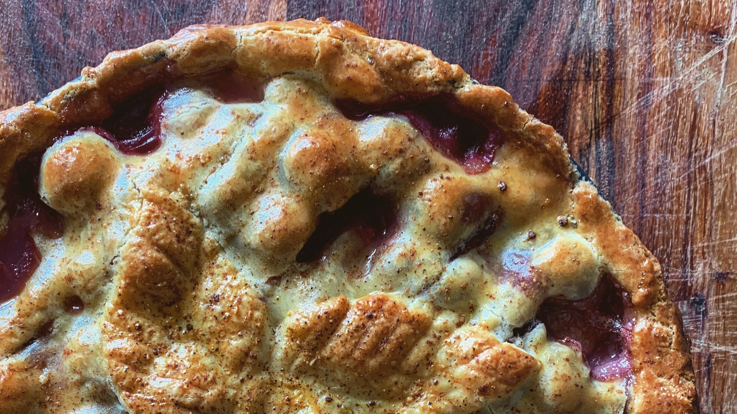Apple and Blackberry Pie