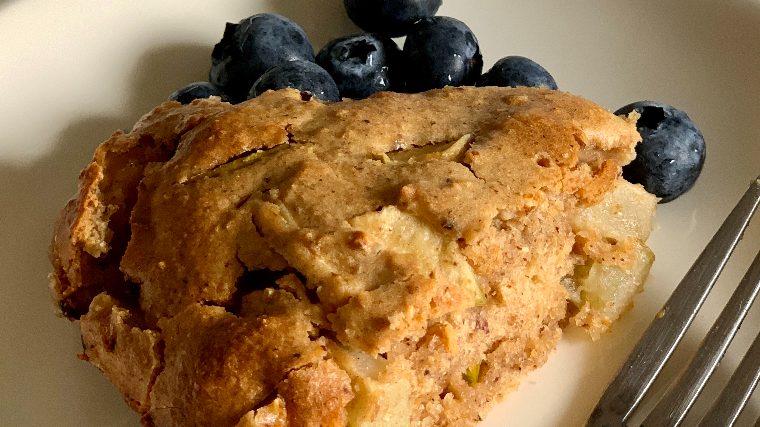 Easy Wholemeal Apple Cake