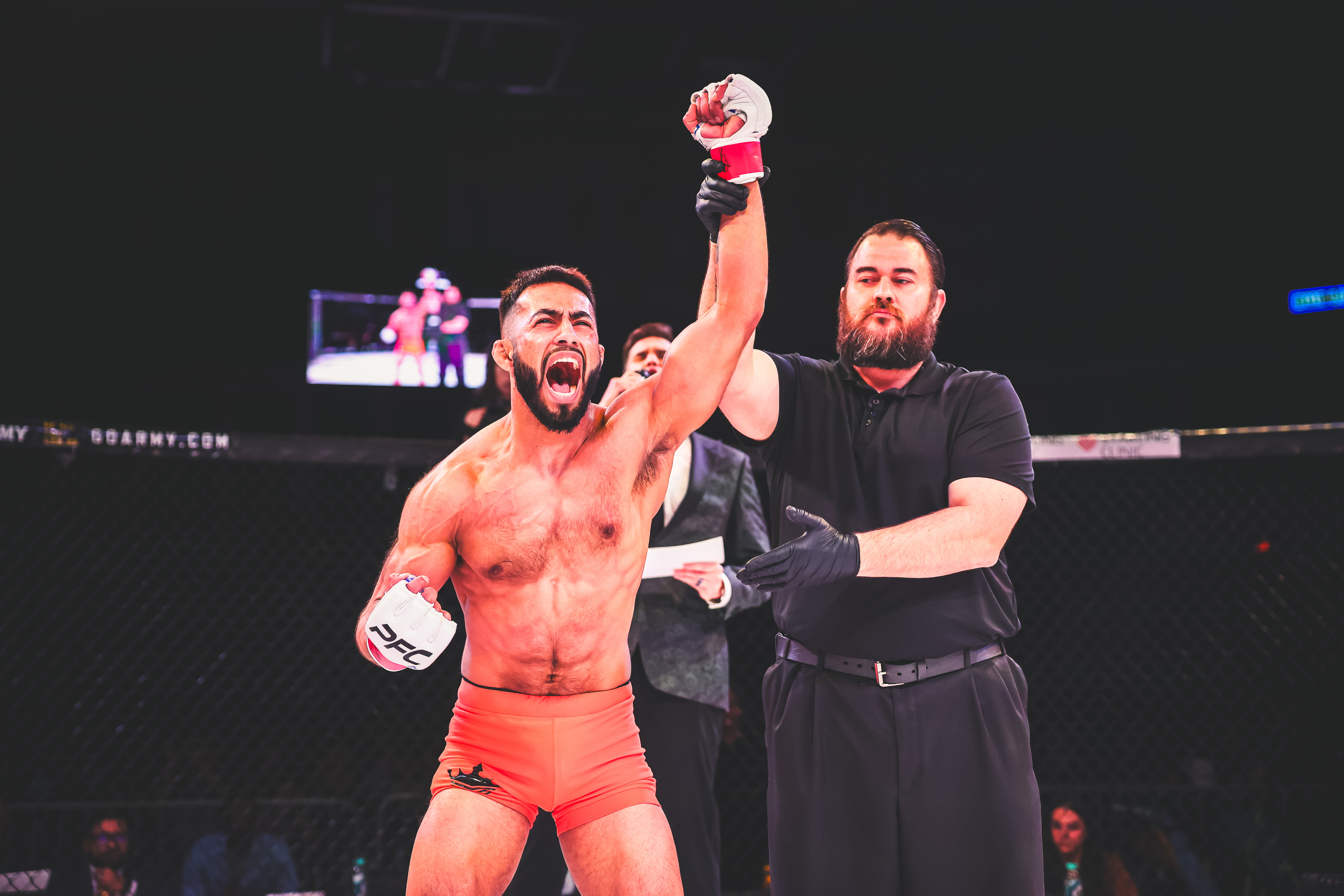 Luis Bustos vs Jonathan Vasquez