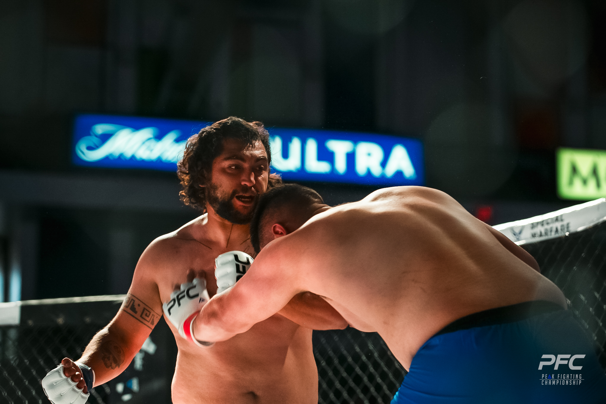 Nicolas Torres vs Bryson Barron