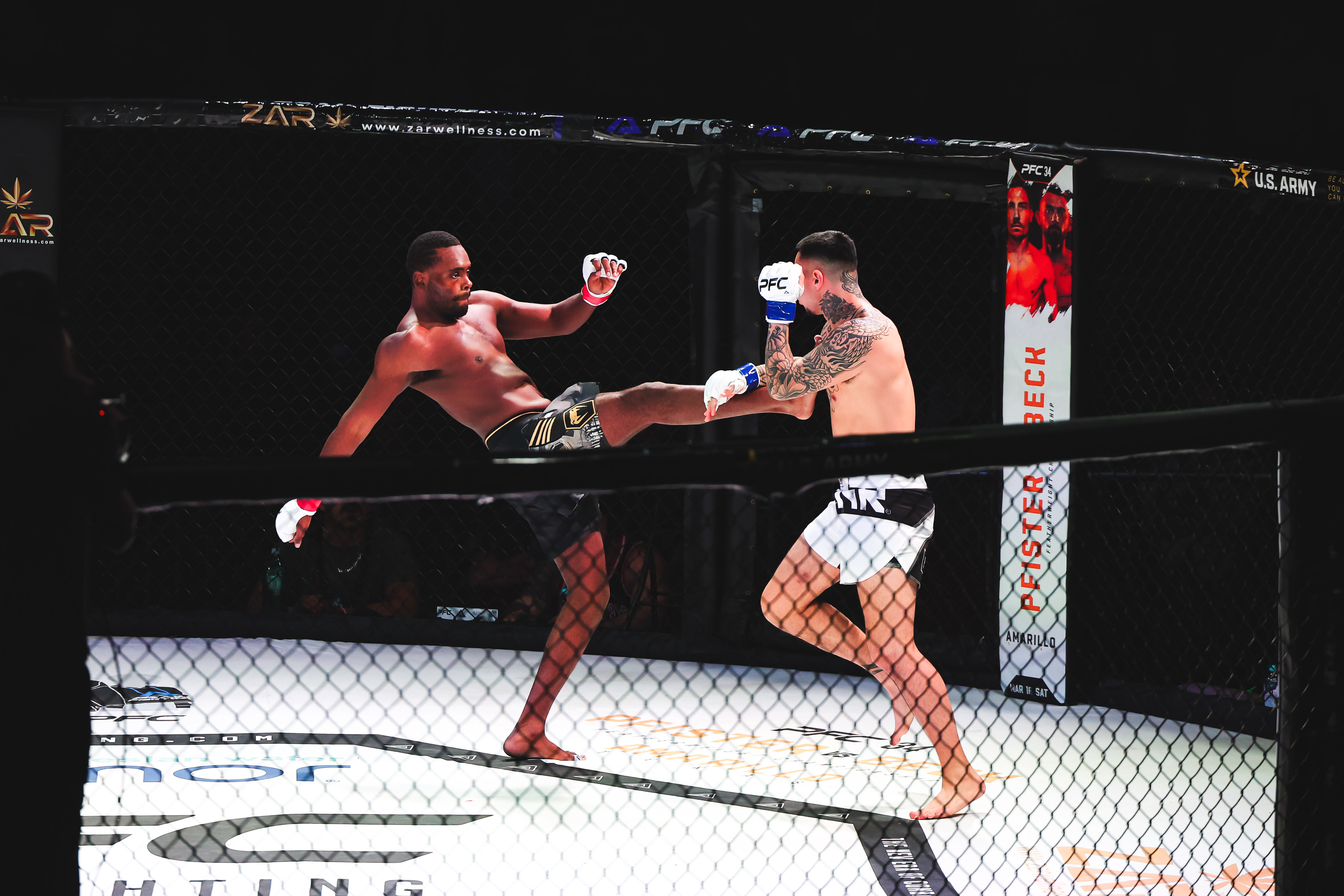 Jacoryon Larry vs Dathan Lloyd