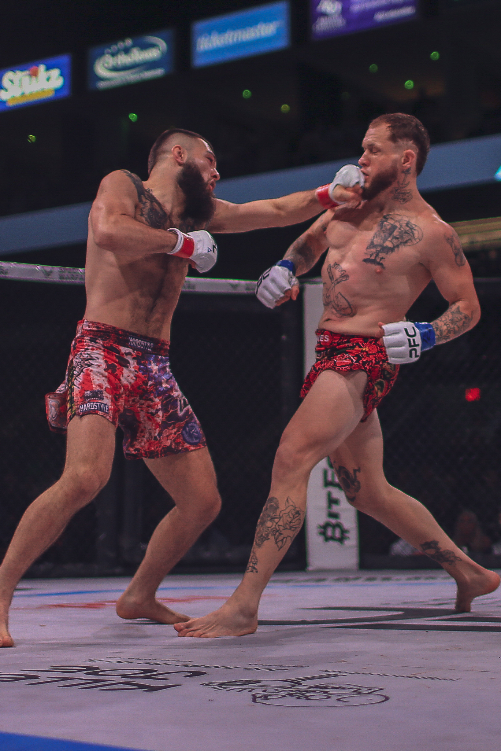 Billy Graves vs Ty Ybarra