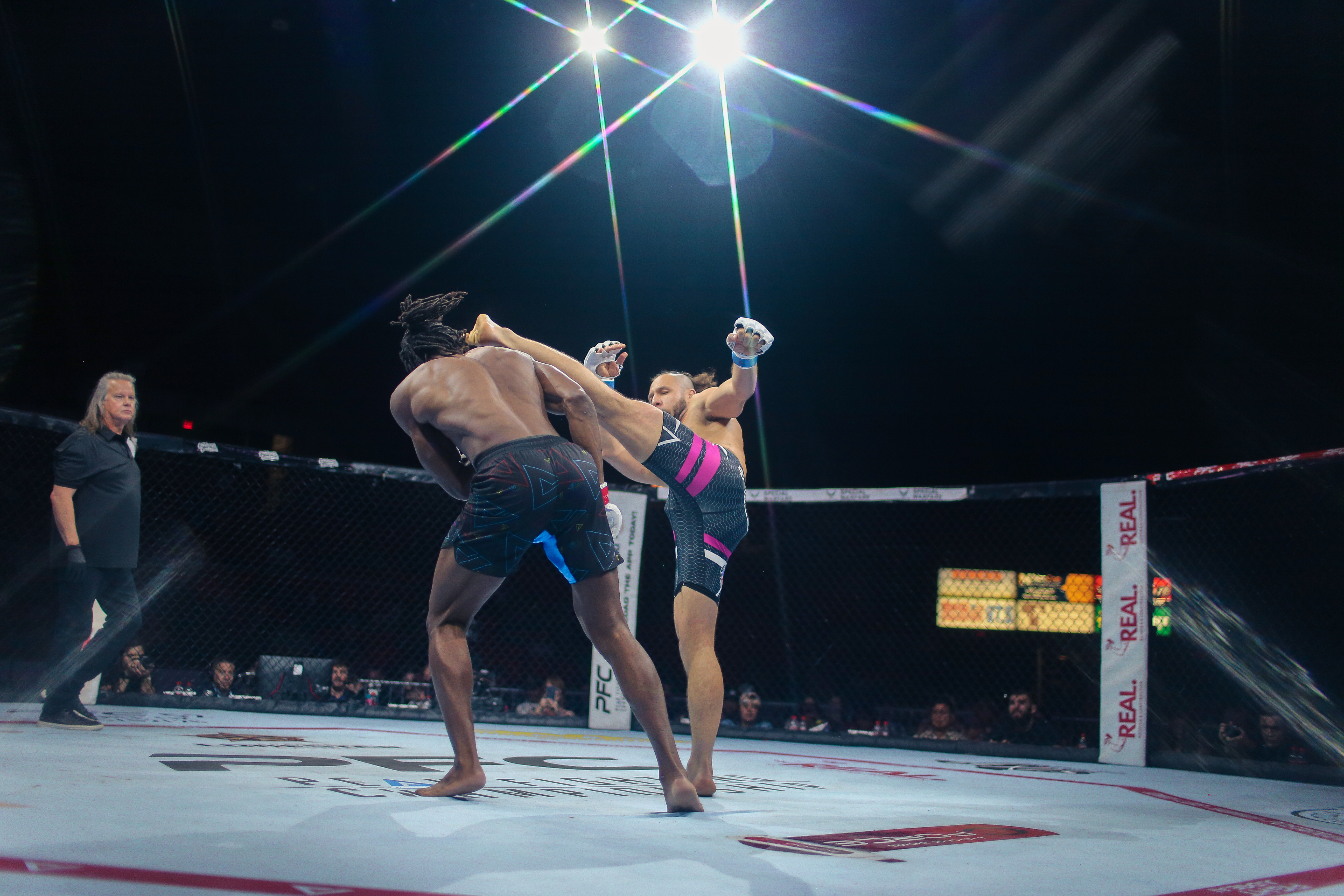 Markus Perez vs Lajuan Davis