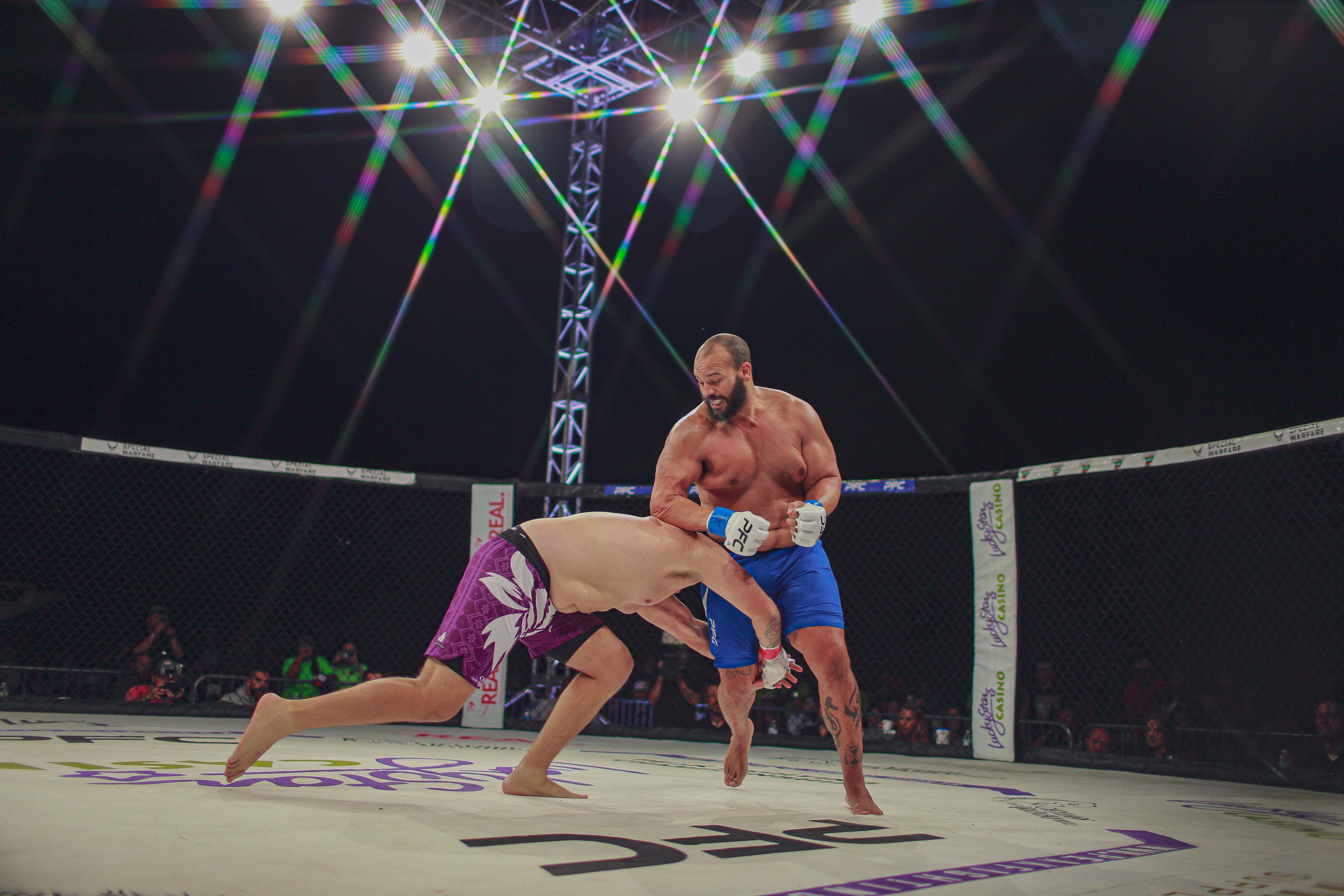 Eric Lunsford vs Gabe Rednose