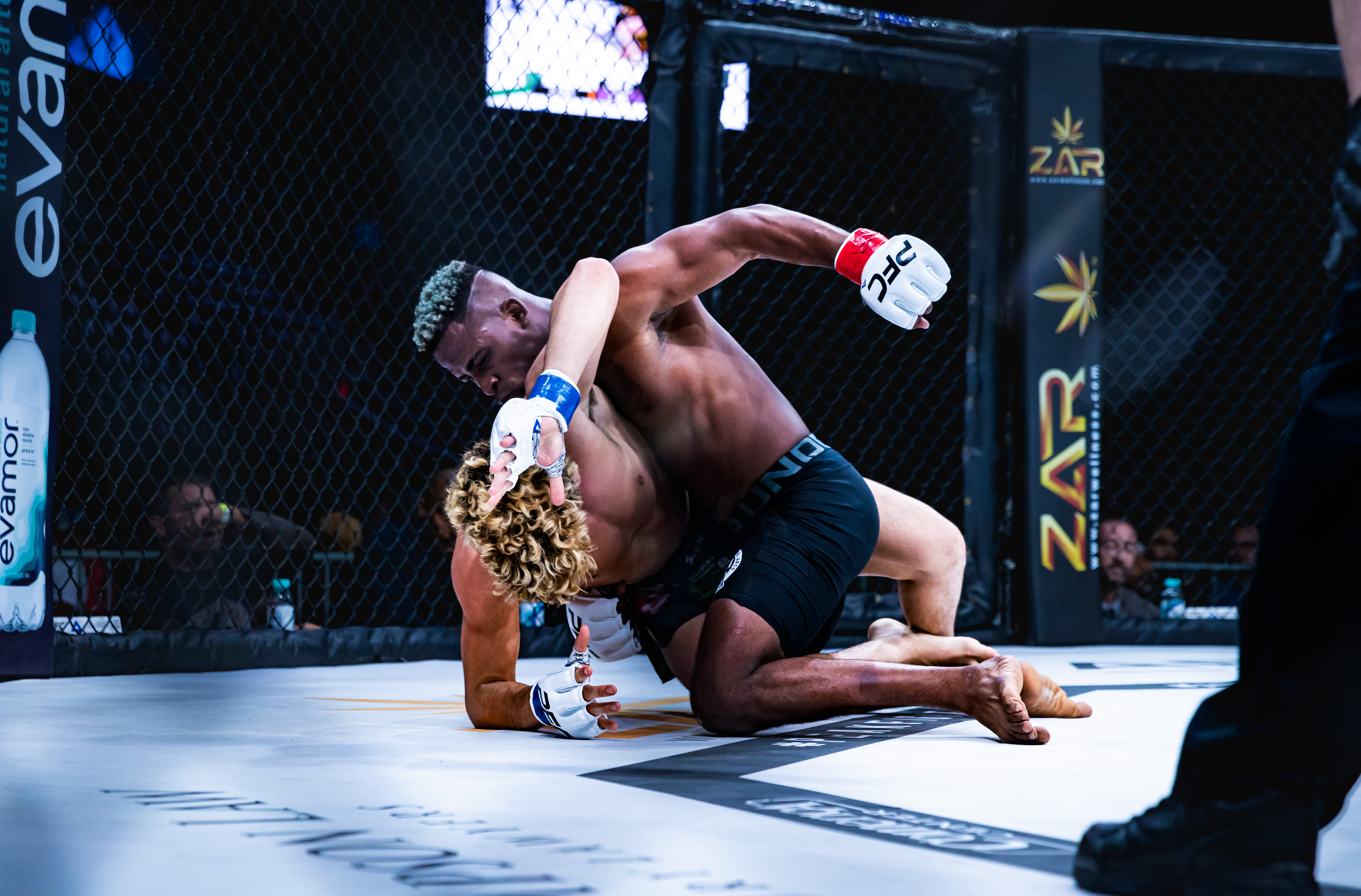 Isnaurys Reyes vs Carlos Porras