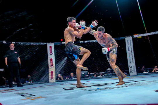 Matthew Martinez vs Gustavo Mena