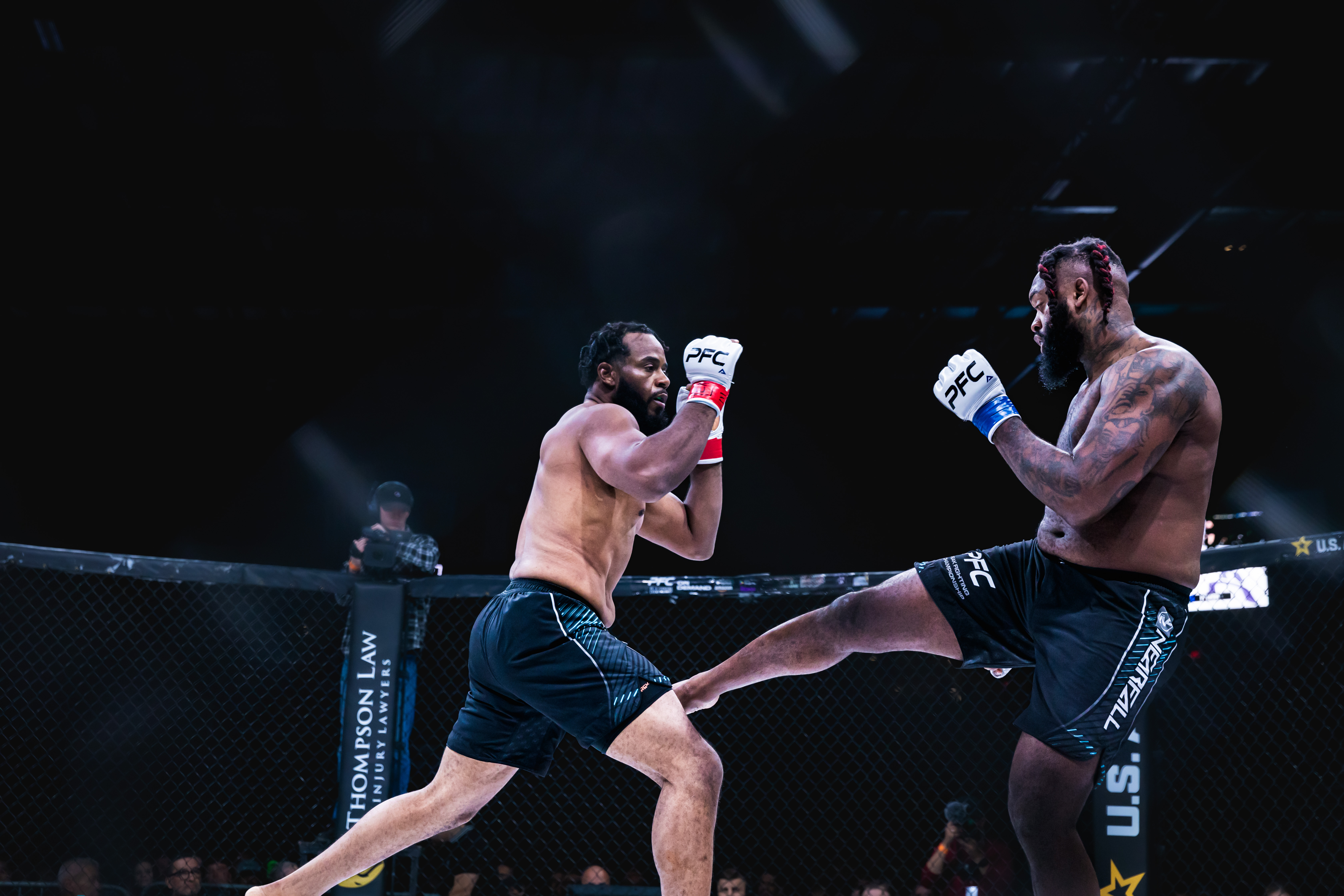 Julio Cesar vs AD Palmore 2