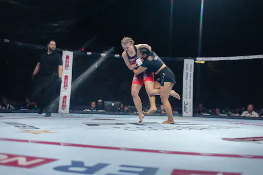 Joy Sheppard vs Sydney Hlebik