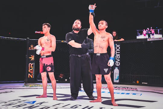 Sean Bonner vs Andy Medina