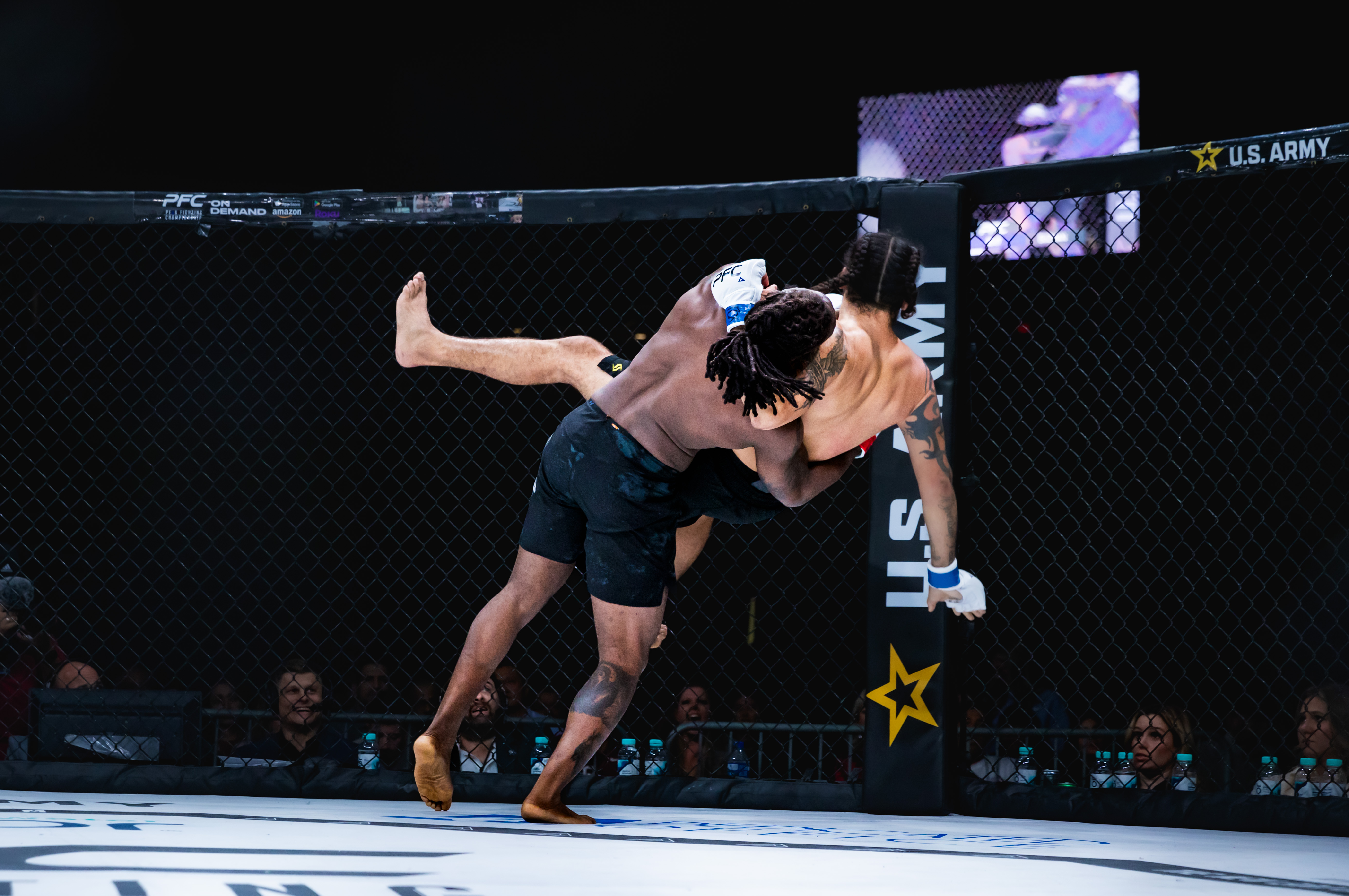 Coby Bradford vs Joel Guzman