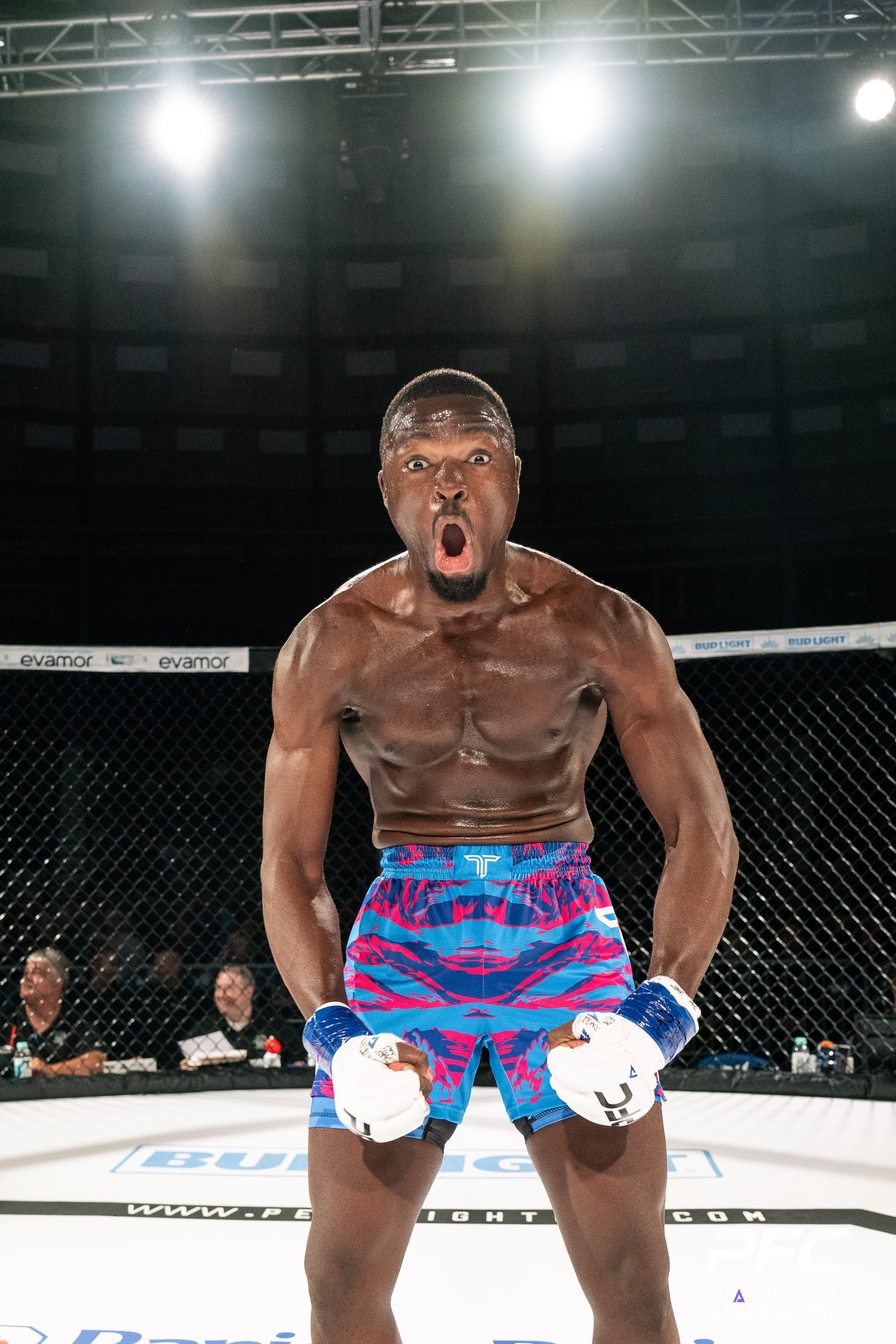 Agbor Obenofunde vs Billy Graves