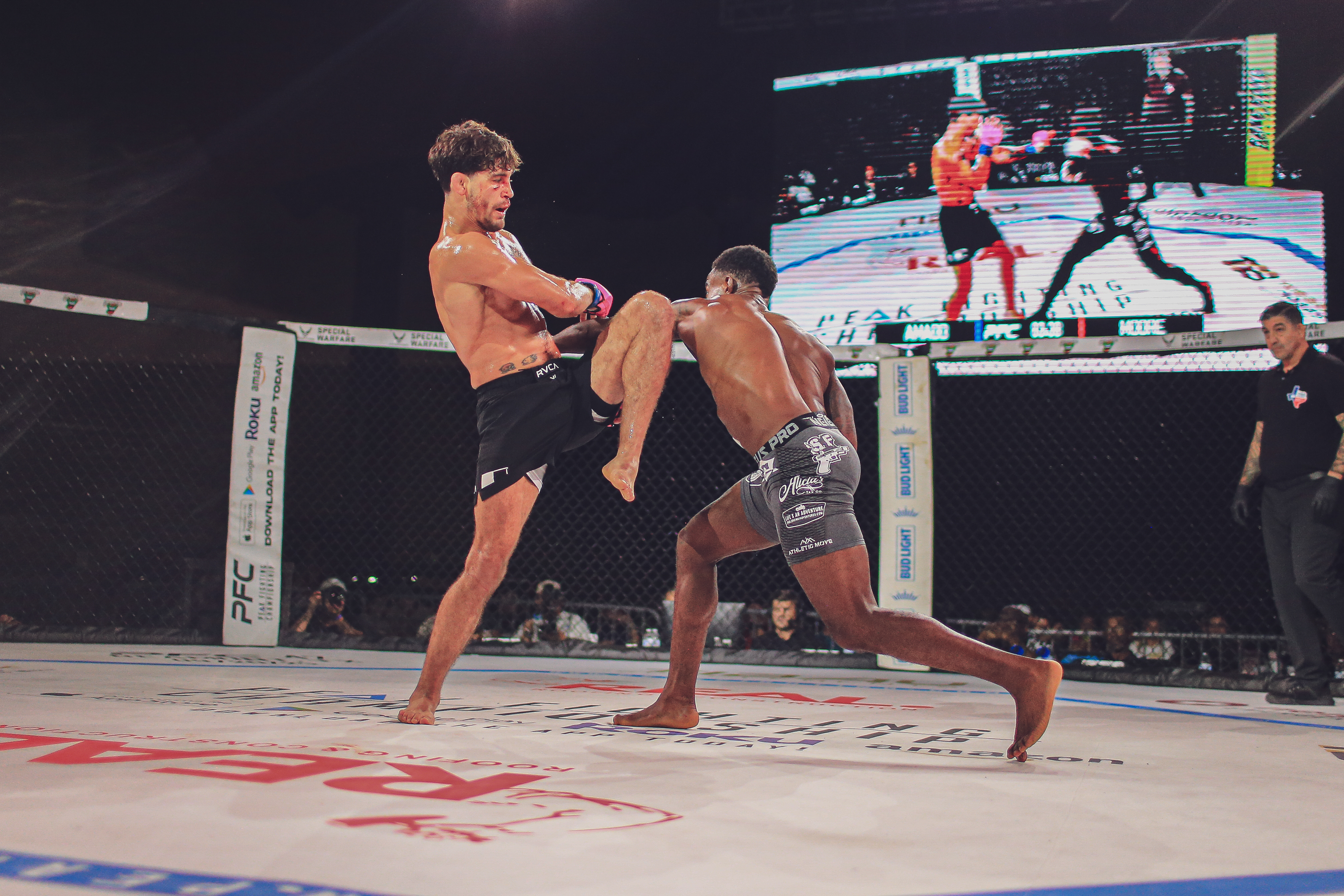 Adam Amado vs Rod Moore