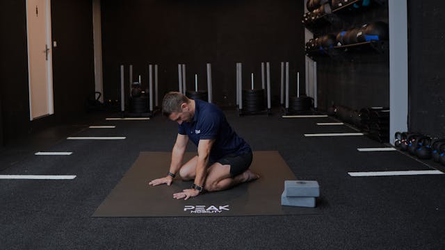 Collapsed Kneeling Spine Segmentation