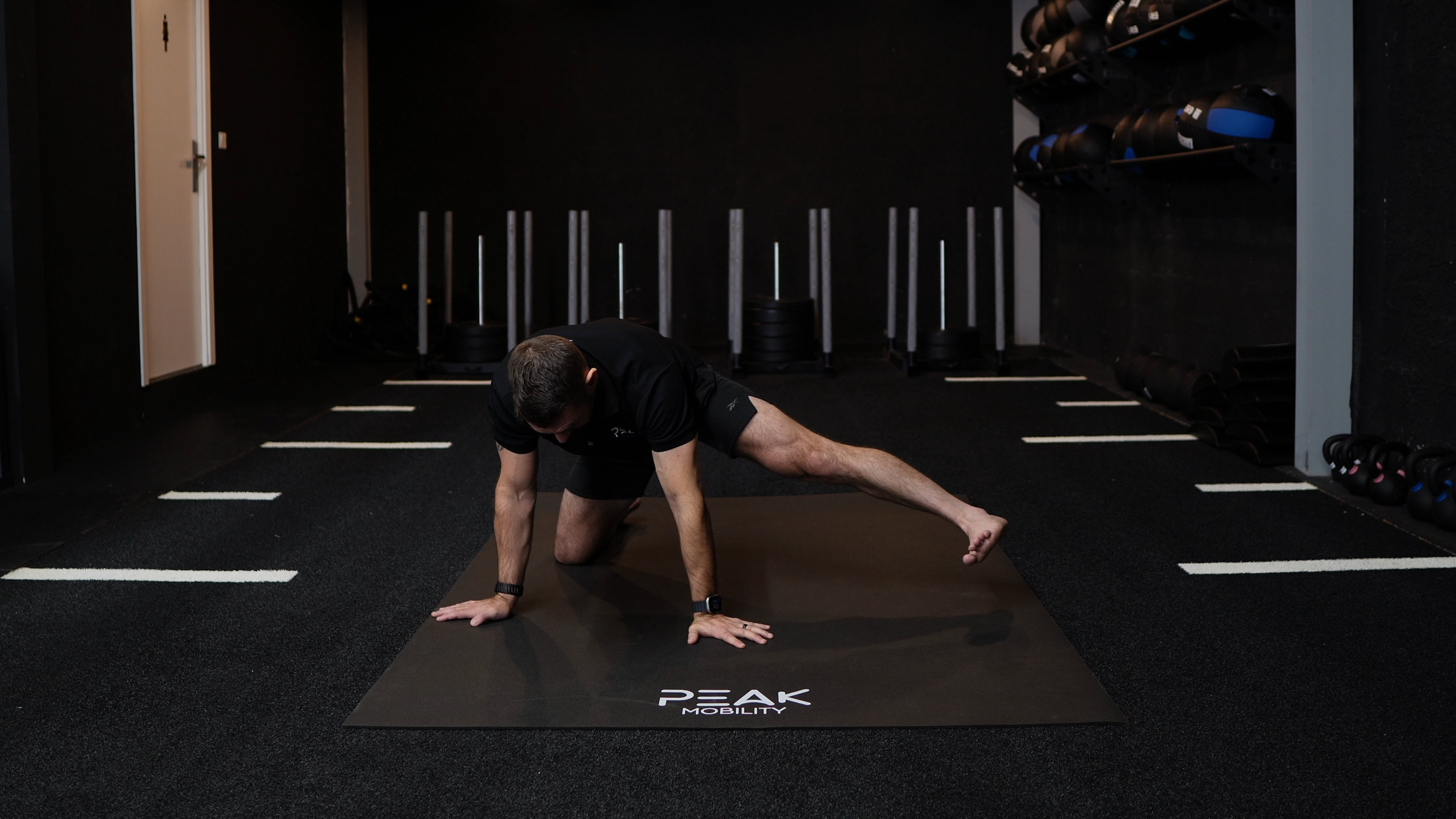 Frog Hip Abduction Straight-leg Lift-offs