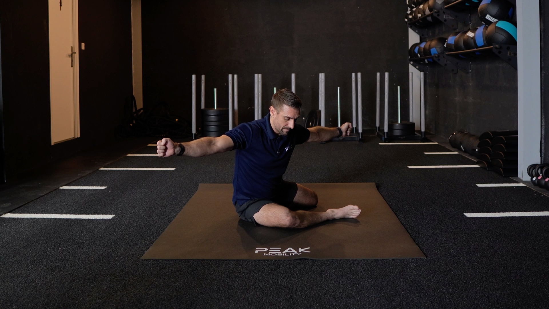 90/90 Hip External Rotation (ER) Kinetic Stretch