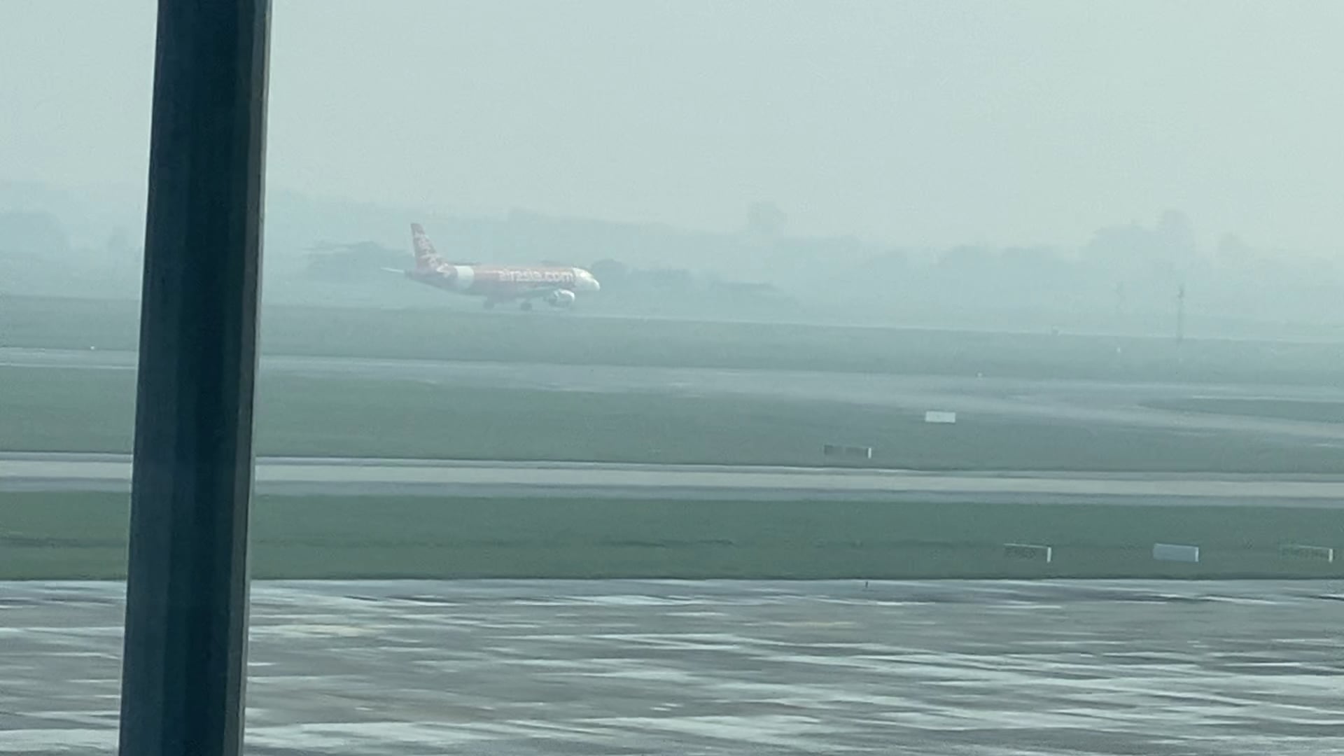 Coming and going at Hanoi airport