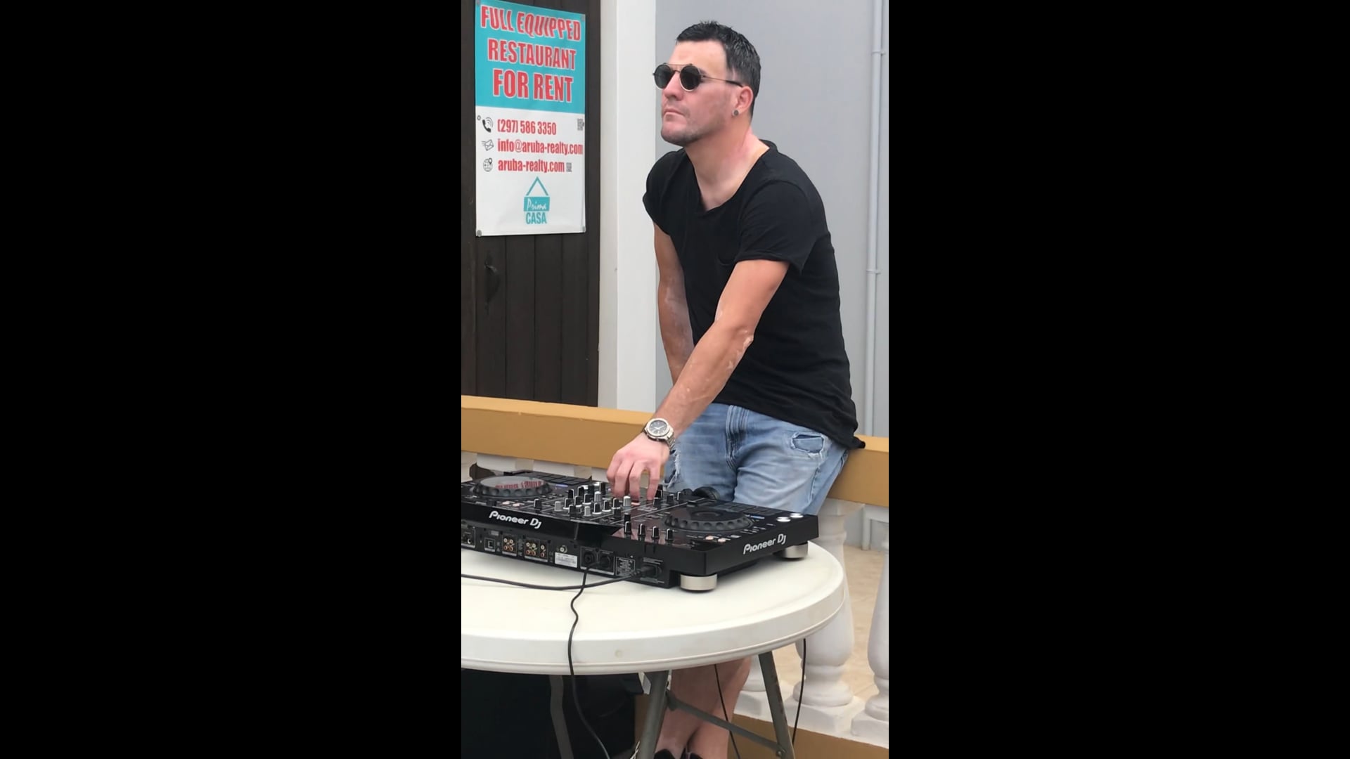 DJ at the fashion show