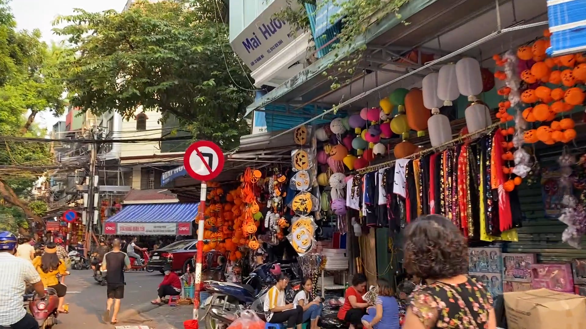 Hanoi city on the ciclyo