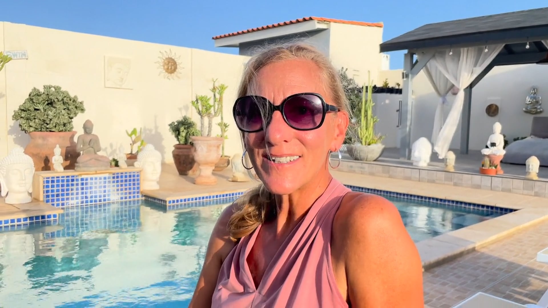 Peggy's world review