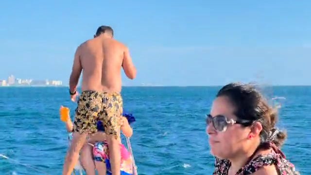On the boat with Elisa and Le Bonx