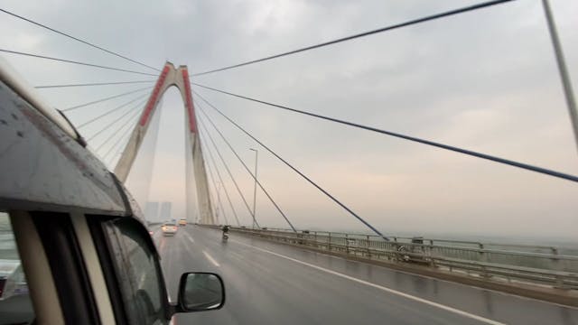 From Hanoi city to the airport