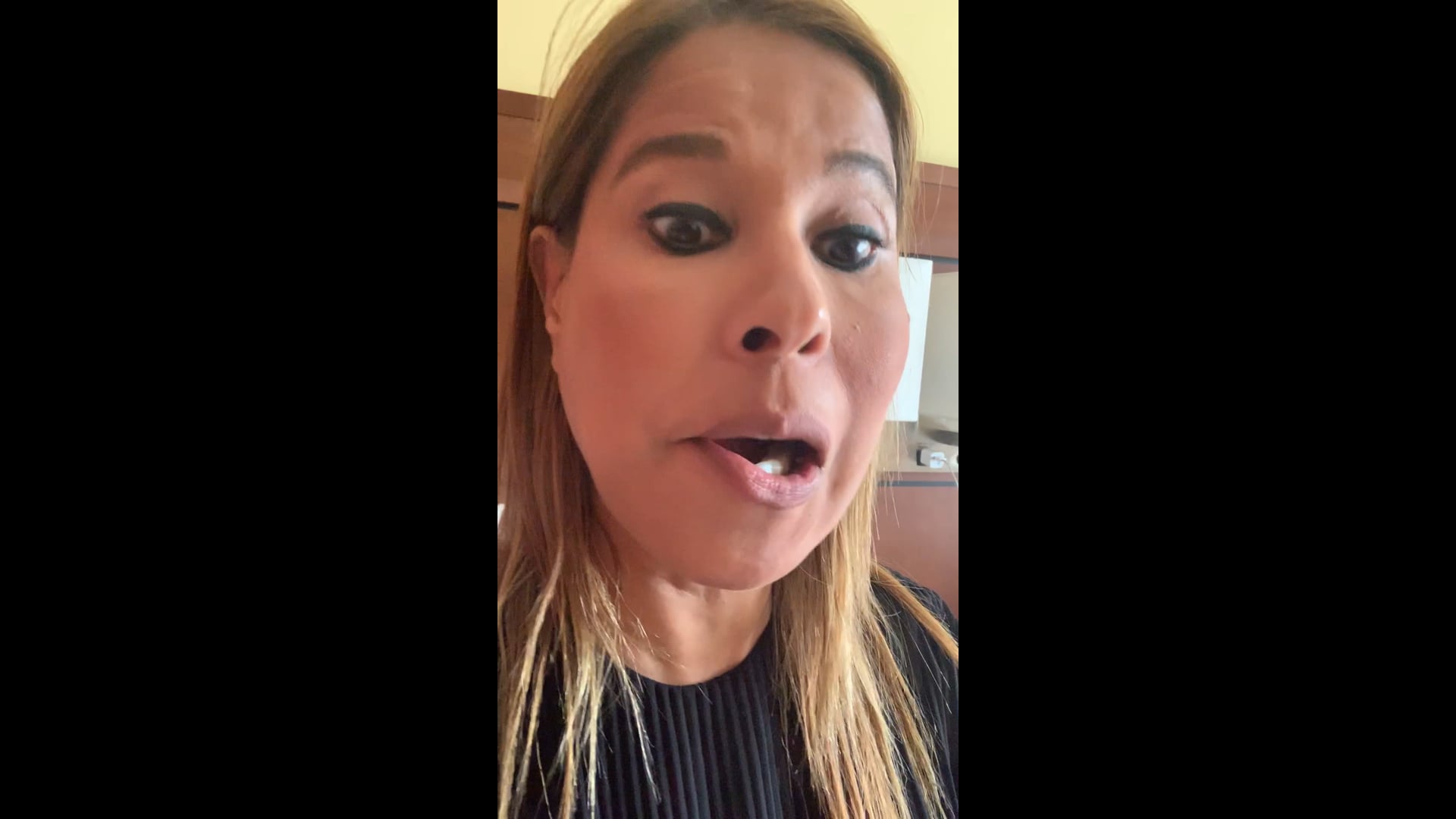 This is how you eat the wurst