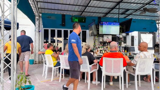 Oh oh Colombia - Venezuela soccer match