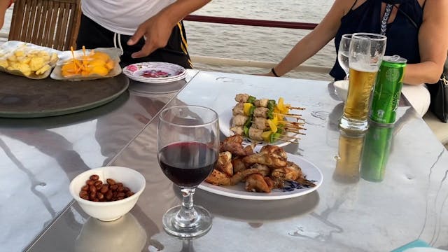 Lunch with the tour