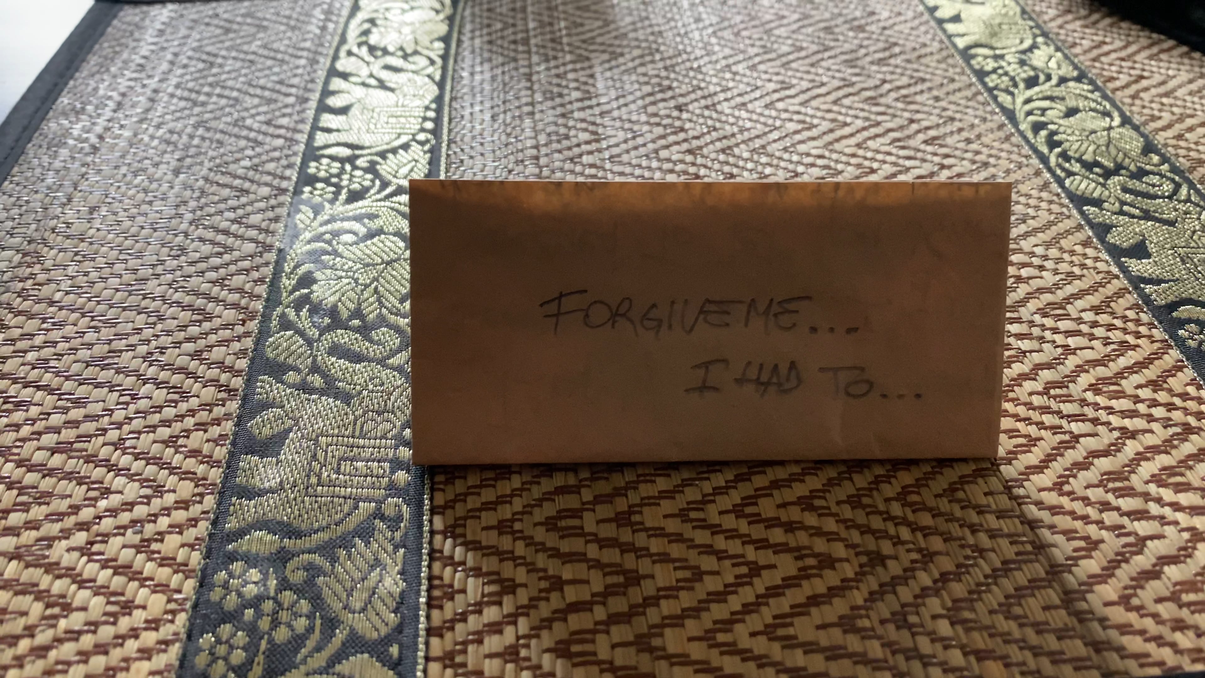 Creepy letter under the door in NYC