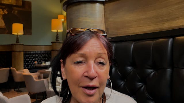 Lou Lou's review of Peggys world