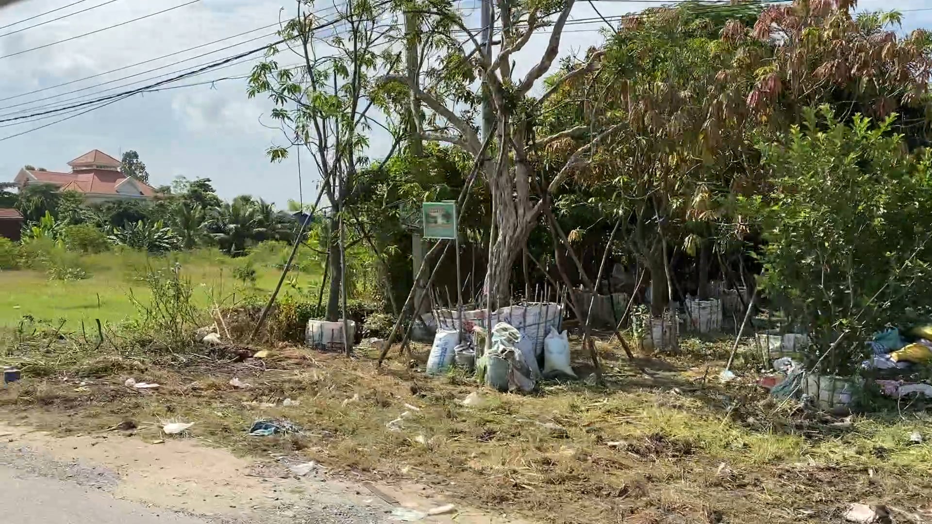 On our way to a market that is not here