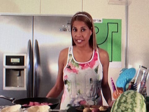 Peggy’s Tuna Curry in Tortillas 