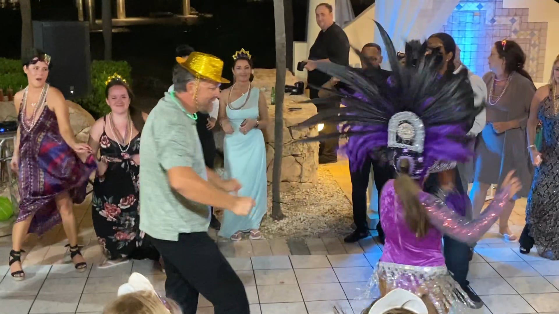 Dancing on the wedding