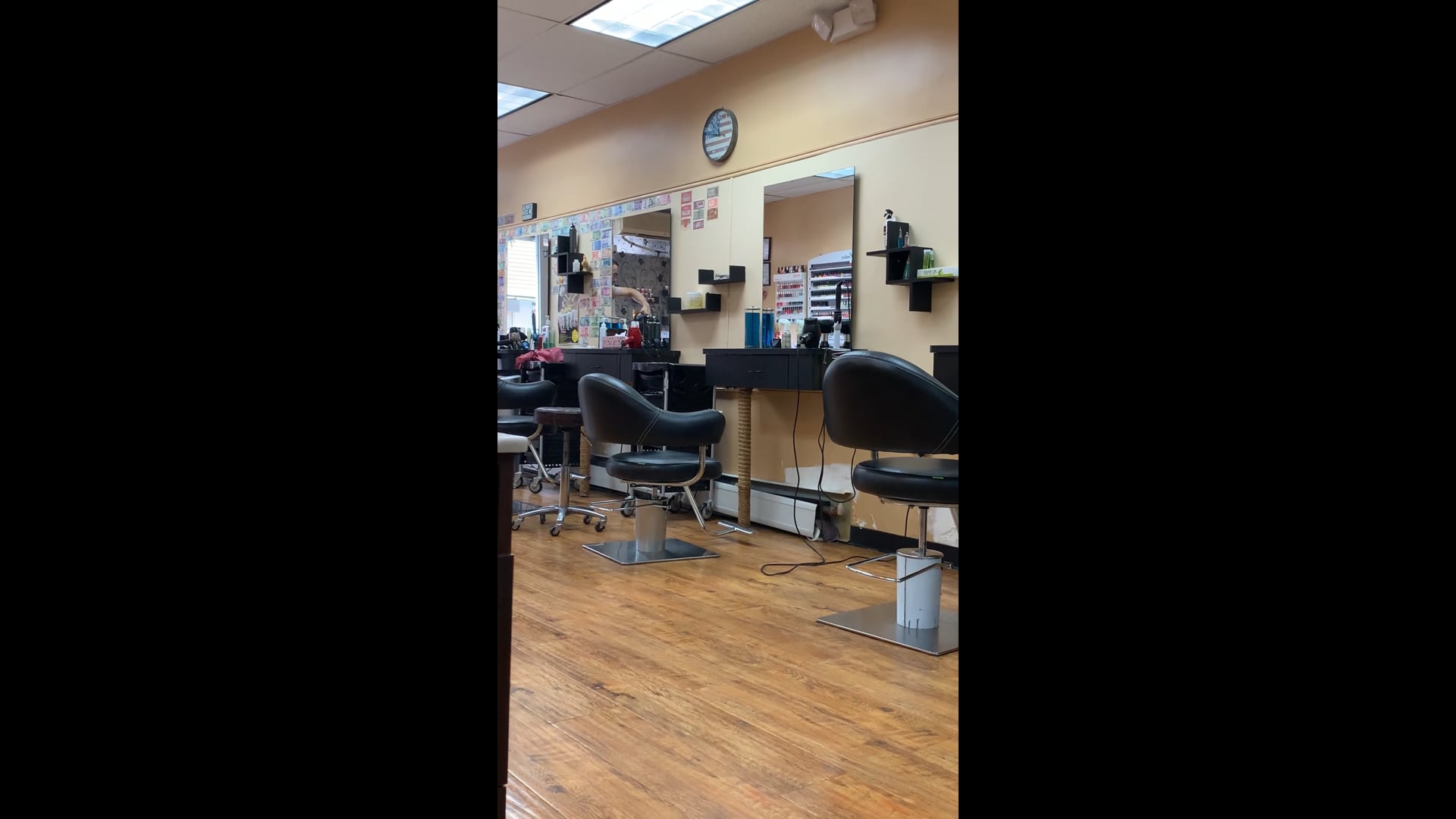 At the Chinese hair dresser