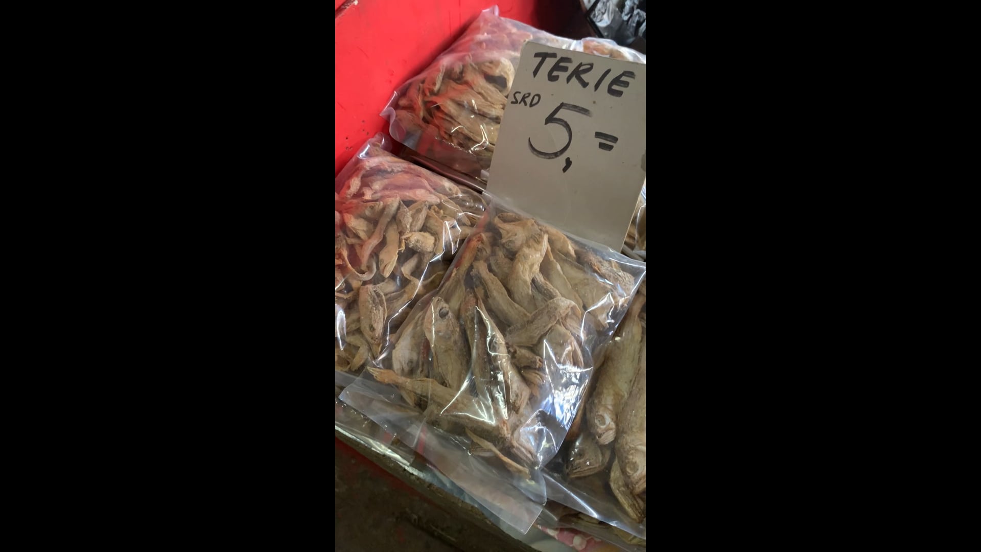 On the market in Suriname