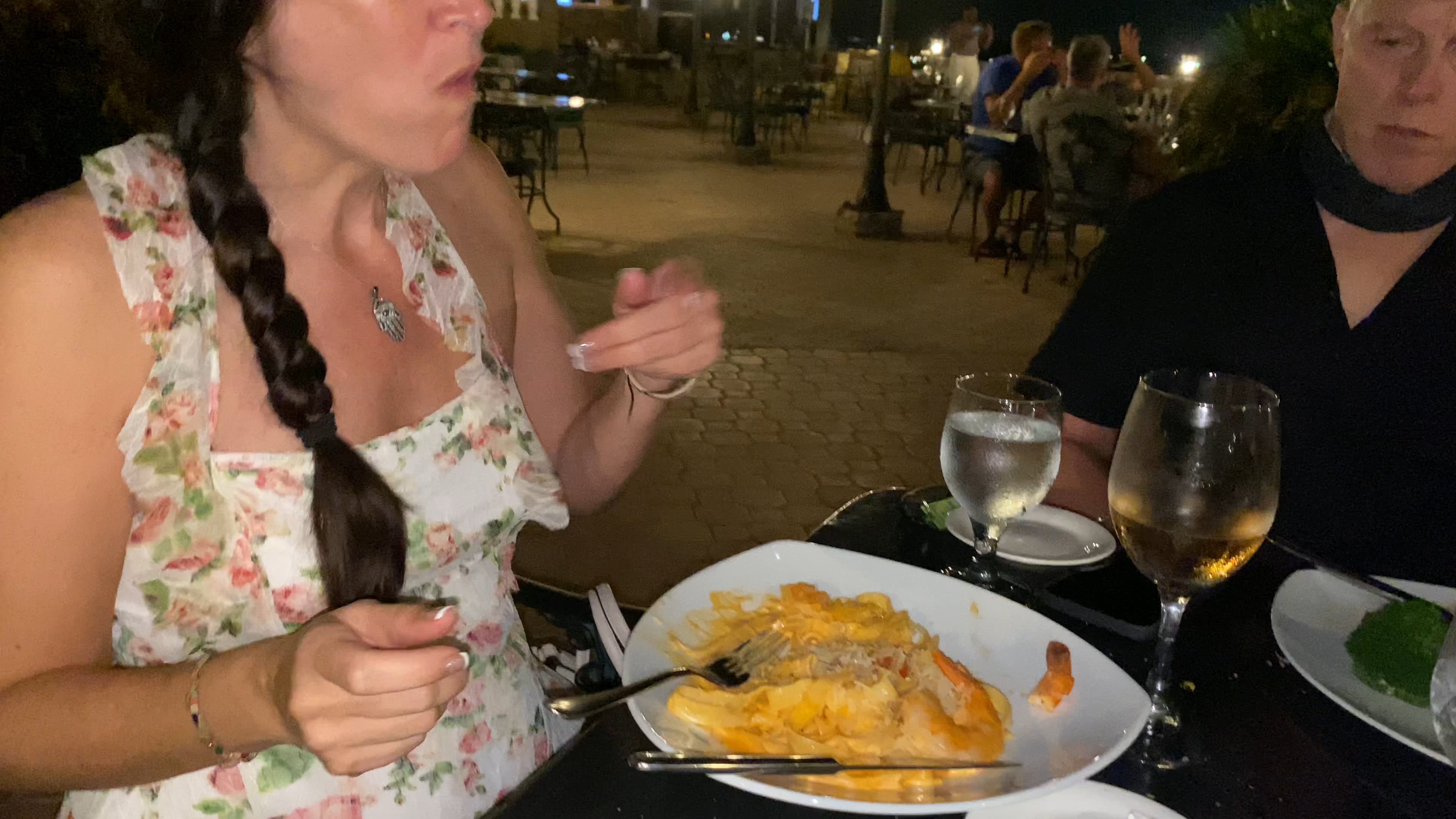 Fettuccine vodka with shrimp