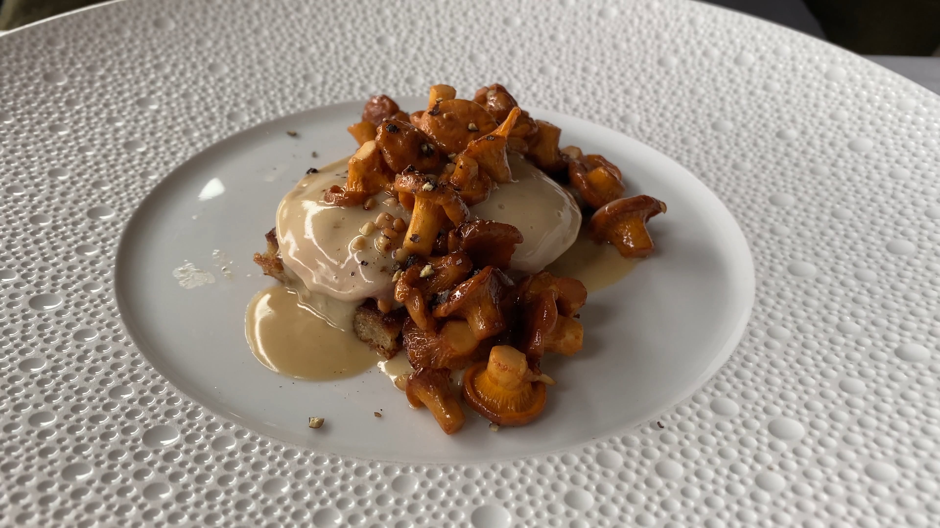 Marchal chicken with mushrooms