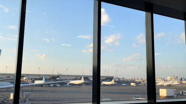 New Ark airport heading to Amsterdam